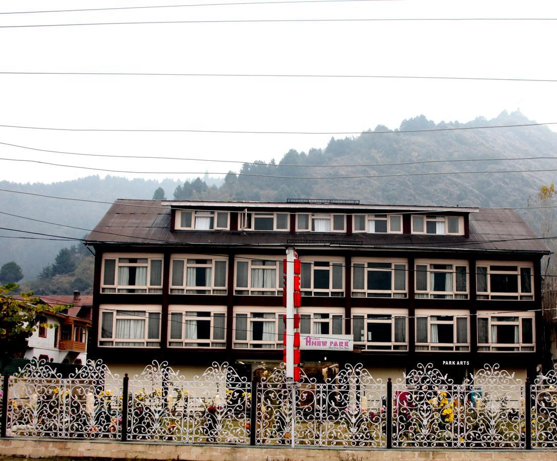 Hotel New Park At Dal Lake Srīnagar Dış mekan fotoğraf