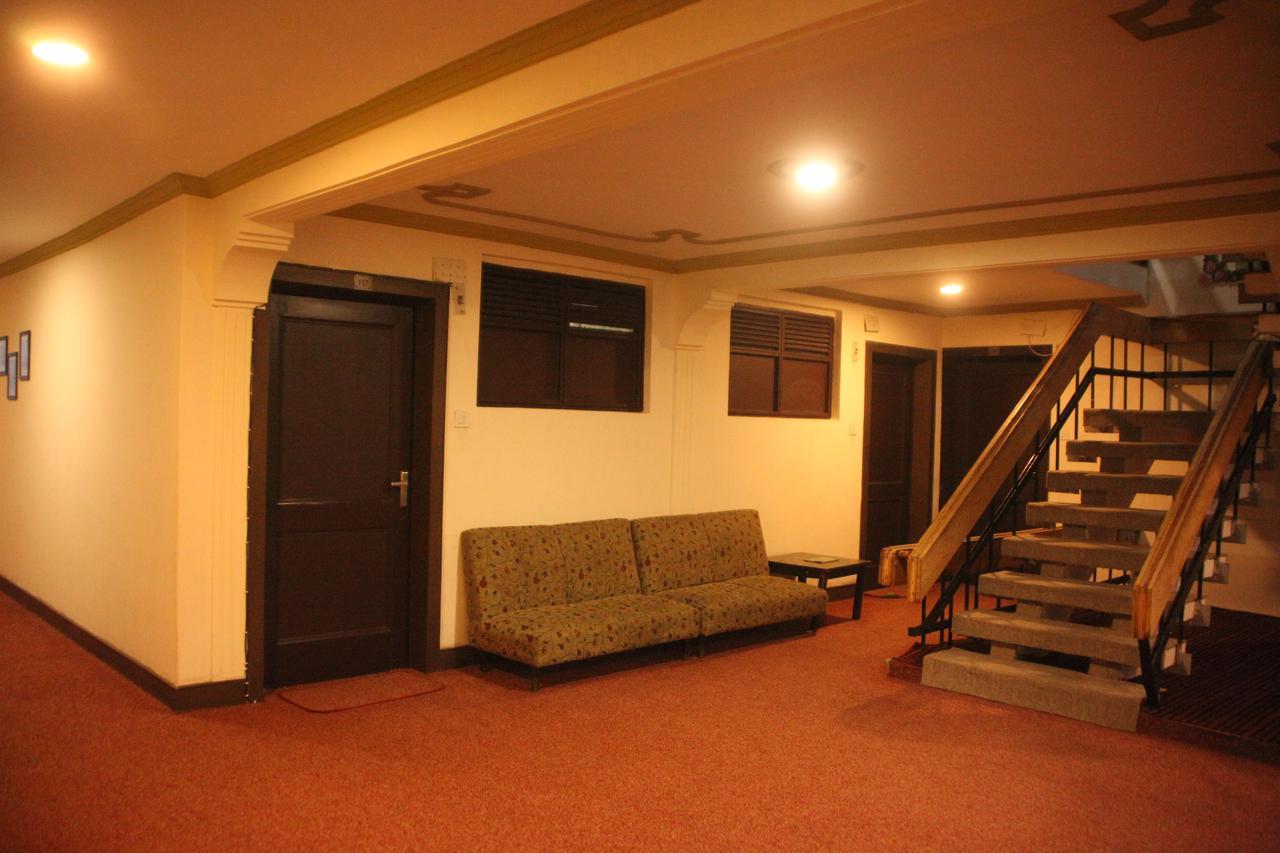 Hotel New Park At Dal Lake Srīnagar Dış mekan fotoğraf